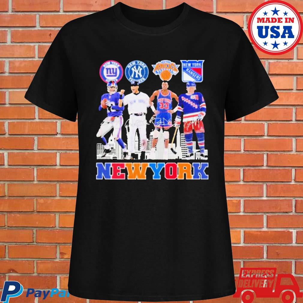 New York Giants New York Yankees New York Knicks New York Rangers City  Signature T-shirt