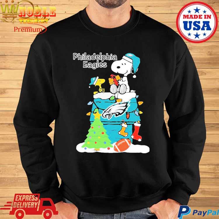 A Happy Christmas With Philadelphia Eagles Snoopy T-Shirt - T