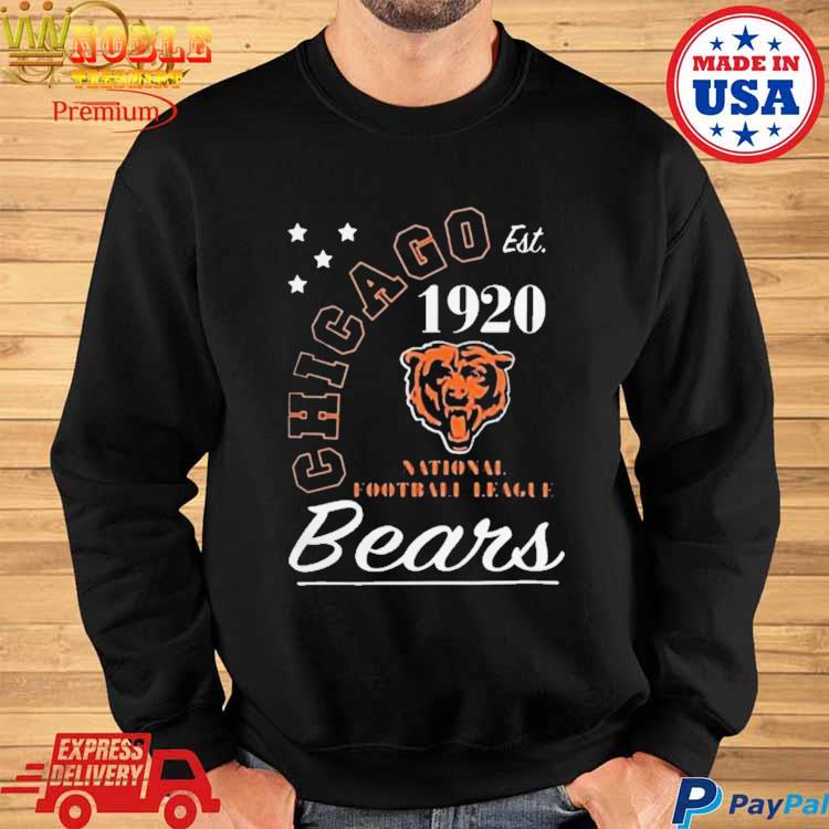 Vintage Football Team Chicago Bears Established In 1920 T-Shirt